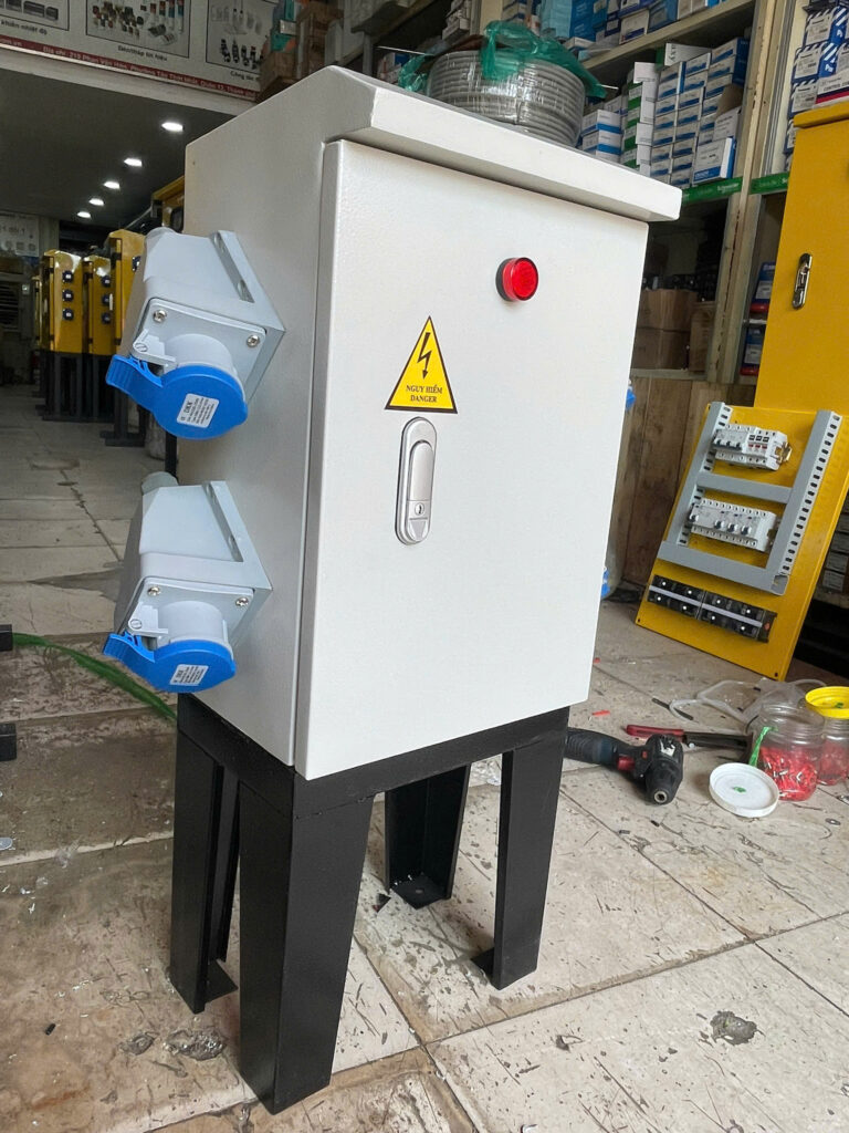 Tủ điện tạm thi công TL1-4144